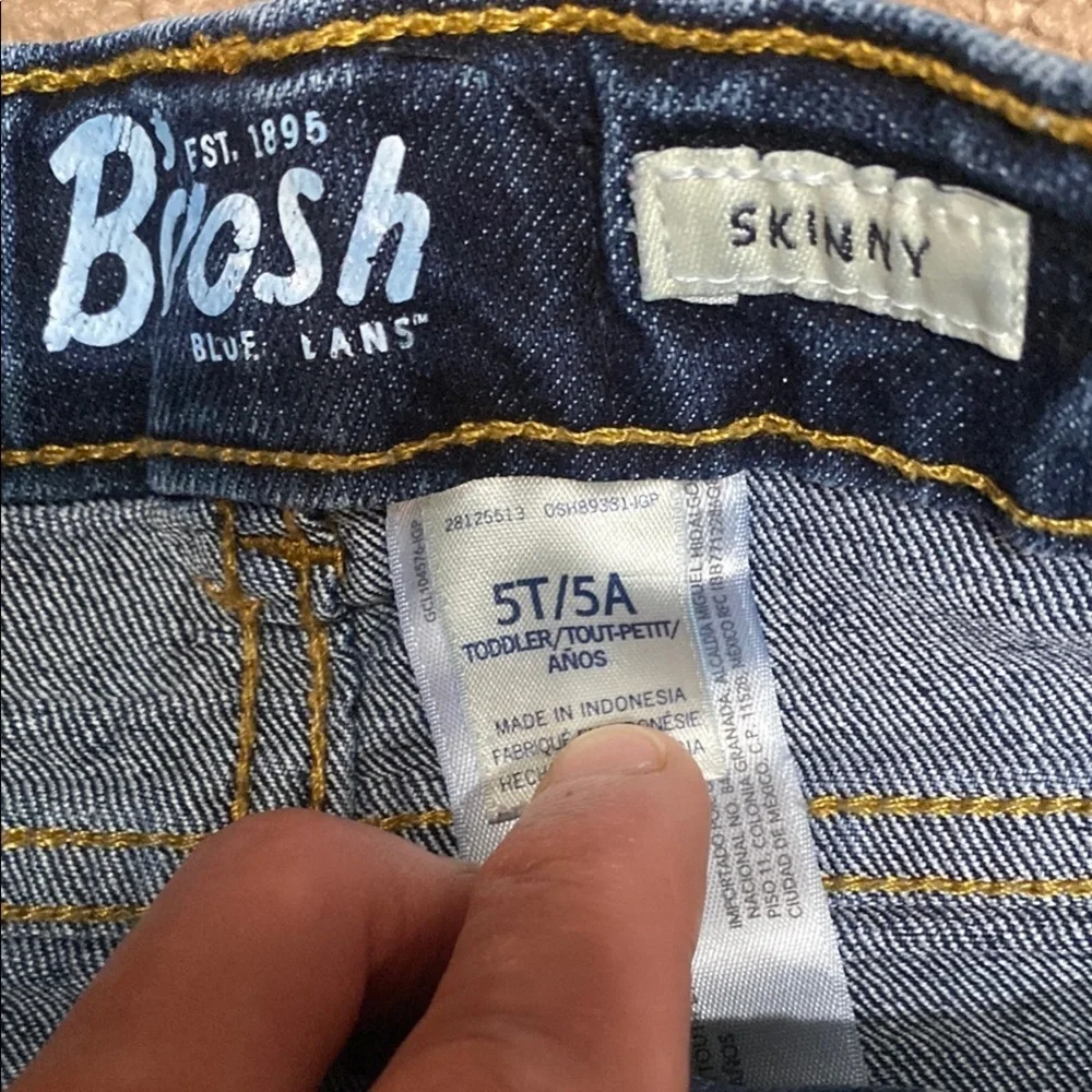 Classic Oshkosh 5T Blue Denim Skinny Jeans Toddler Casual